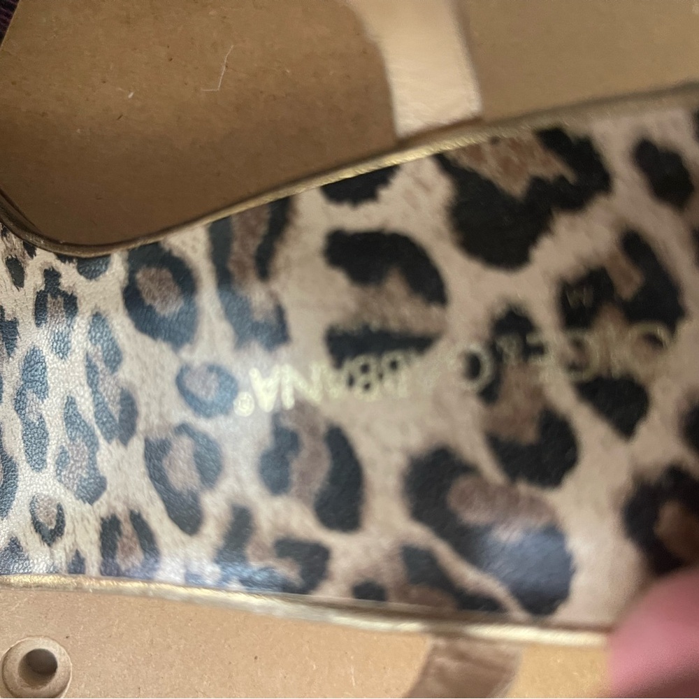 Dolce & Gabbanna vintage sandals. Size 39 fits like an 8.5 - Picture 16 of 16